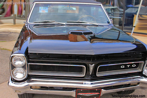 Black GTO Classic Car Soft-top