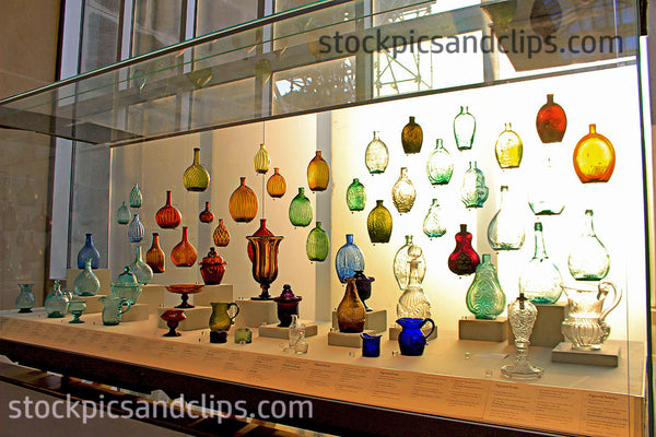 NYC The MET Colored Glass Display