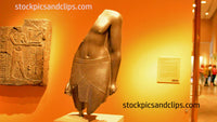 Statue NYC The MET Egyptian