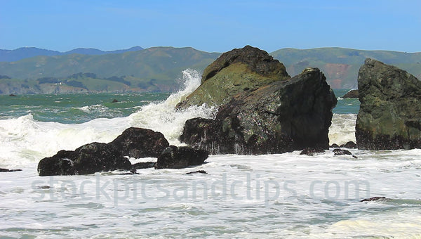 Waves Splashing San Francisco Coast, Video